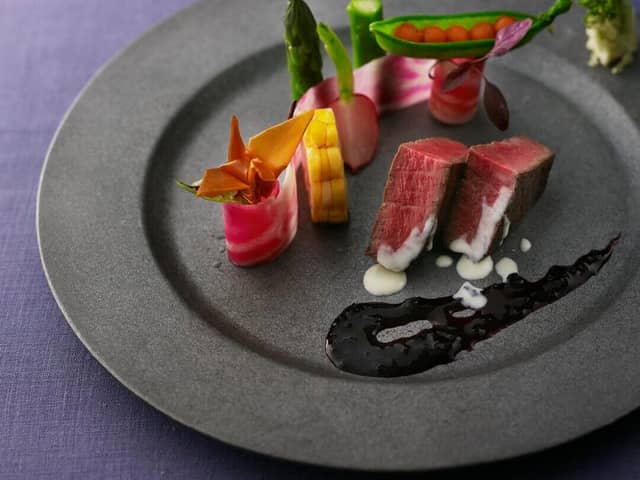 新山口駅前の結婚式場｜ウェディングコート エミリア