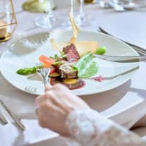 新山口駅前の結婚式場|ウェディングコート エミリア