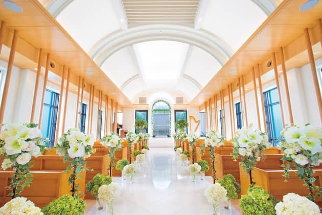 新山口駅前の結婚式場｜ウェディングコート エミリア