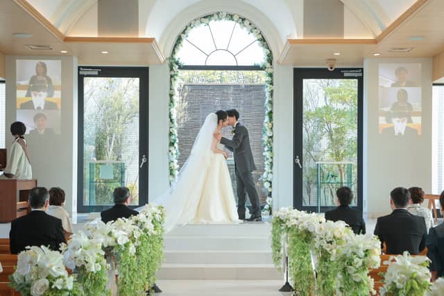 新山口駅前の結婚式場｜ウェディングコート エミリア