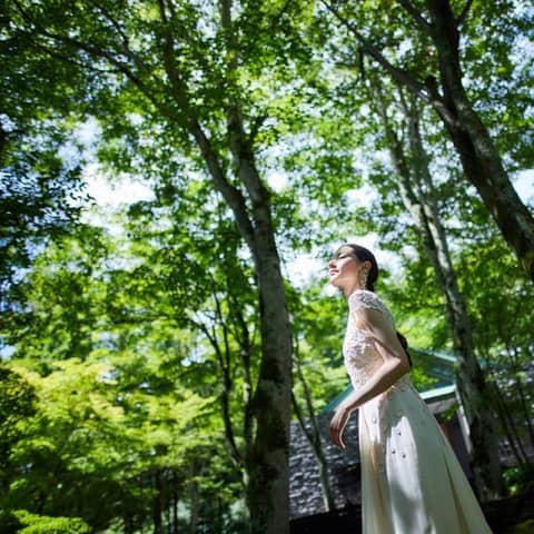 公式サイト限定＊挙式料無料【27年3・4月】春プラン／装花＆衣装特典付