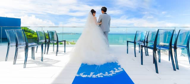 施設情報 公式 Posillipo ポジリポ Wedding 沖縄で気軽にレストランウェディング