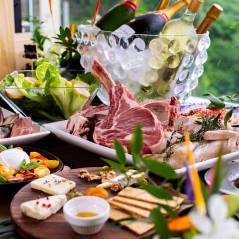 沖縄の海と太陽を感じるテラスでbbqウェディングプラン 公式 Posillipo ポジリポ Wedding 沖縄で気軽にレストランウェディング 沖縄の海と太陽を感じるテラスでbbqウェディングプラン 公式 Posillipo ポジリポ Wedding 沖縄で気軽にレストランウェディング