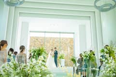《直近優待》9月までの結婚式【40名様164万円】