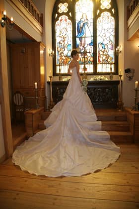 【公式】リゾートレストラン QUERQUS（ケルカス）－大分湯布院の結婚式場