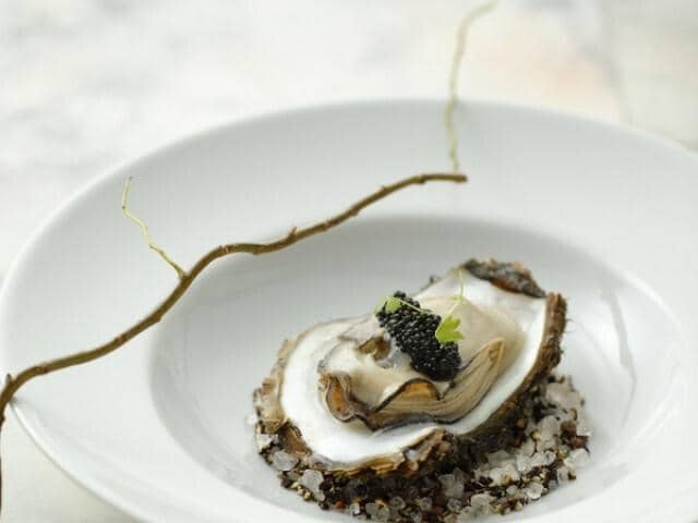 TRUNK(HOTEL) WEDDING