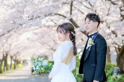 桜フォトウエディングと大人の会食会