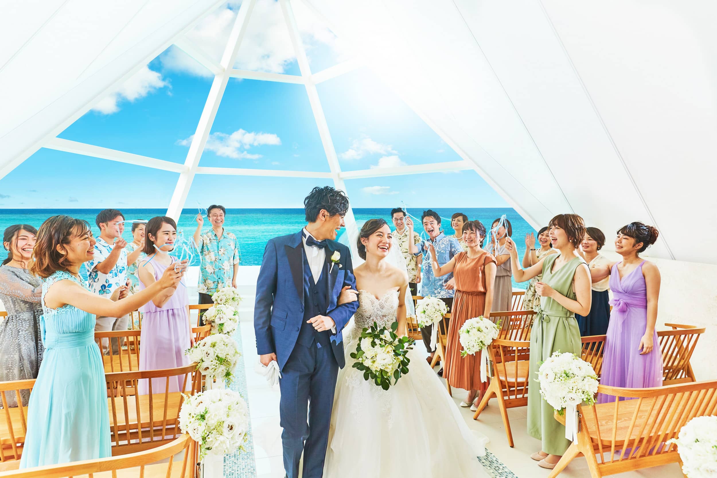 結婚式 お飾り 施設情報 | アートグレイス オーシャンフロントガーデンチャペル 沖縄