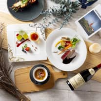 料理長特製の料理試食