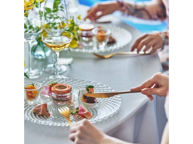 ノートルダム大阪ONE|海と空が彩る 大阪ベイサイドウエディング【公式】