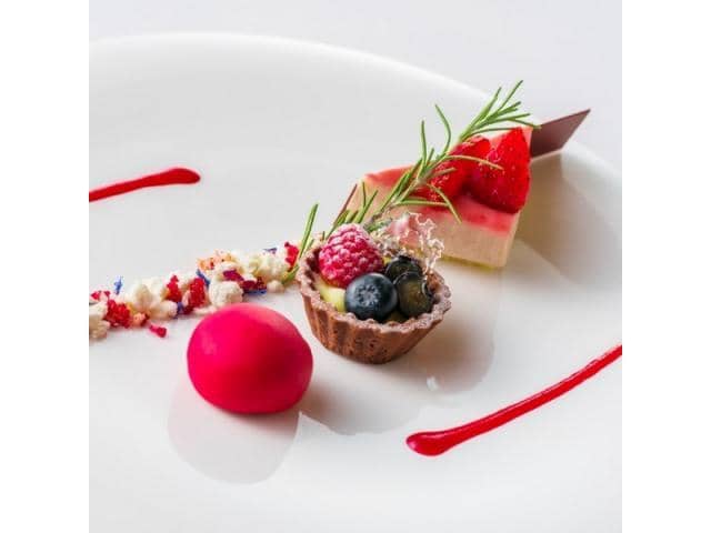 ノートルダム大阪ONE|海と空が彩る 大阪ベイサイドウエディング【公式】