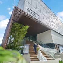 【公式HP予約×早期見学予約】挙式料、ドレス、演出など最大180万円のご優待♪