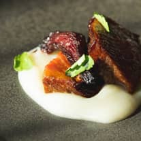 IWAI OMOTESANDO(イワイオモテサンドウ)|表参道・東京