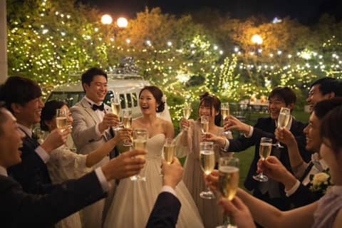 【ナイトウェディング】ガーデンパーティーの夜を楽しむ60名/250万円