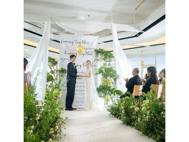 神戸で1日1組の貸切結婚式ならオーシャンプレイス