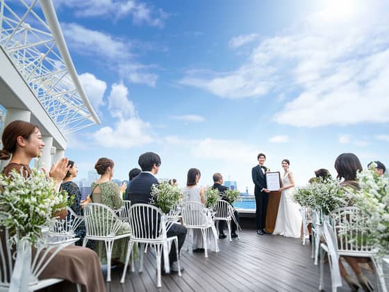 神戸で1日1組の貸切結婚式ならオーシャンプレイス