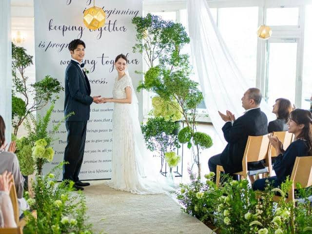 神戸で1日1組の貸切結婚式ならオーシャンプレイス