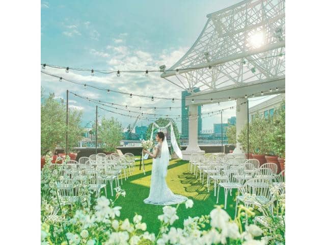 神戸で1日1組の貸切結婚式ならオーシャンプレイス