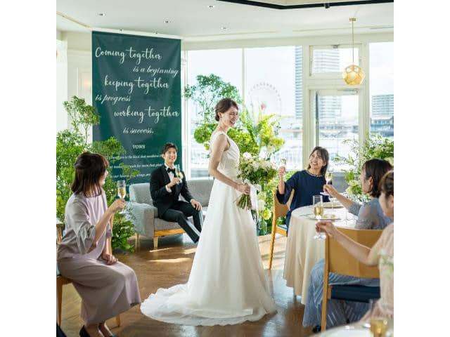 神戸で1日1組の貸切結婚式ならオーシャンプレイス