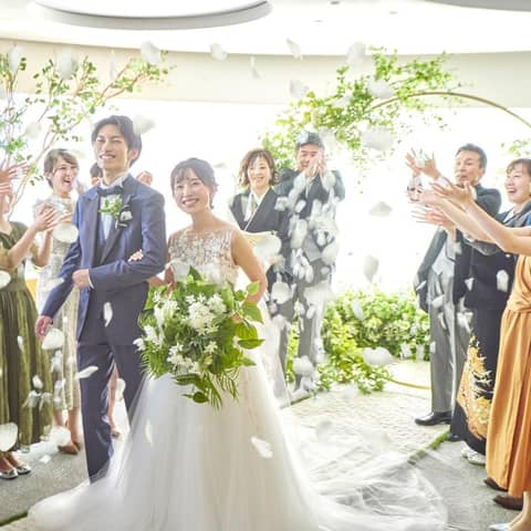 【公式】セント フォレストチャペル なんば|大阪|結婚式場|少人数|高コスパ|貸切