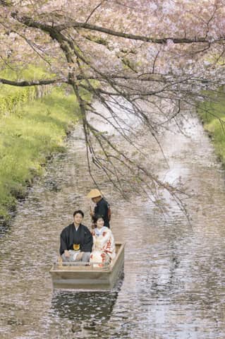 【26年春季限定】 桜舟乗船＋丹徳庭園内フォトウエディング