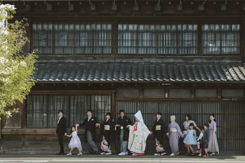 【宿泊特典付】前撮り・会食が揃った『ご家族フォトウエディングプラン』