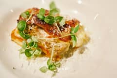 【料理重視の方必見】フルコースでのおもてなしを重視した大人な結婚式