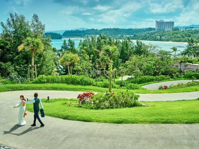 【公式】ハレクラニ沖縄ウエディング │クチコミアワード2025【GOLD】受賞