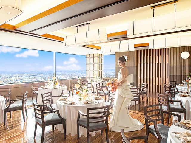 【公式】MAISON 8（メゾンエイト）｜名古屋駅直結・地上180mの光溢れる天空ウェディング