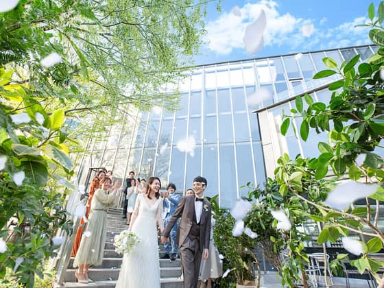 【公式】MAISON 8（メゾンエイト）｜名古屋駅直結・地上180mの光溢れる天空ウェディング