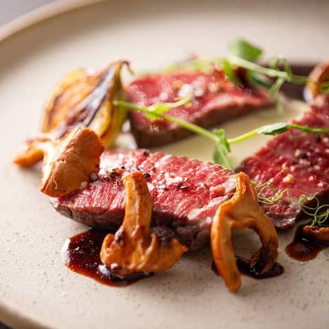 【公式】MAISON 8（メゾンエイト）｜名古屋駅直結・地上180mの光溢れる天空ウェディング