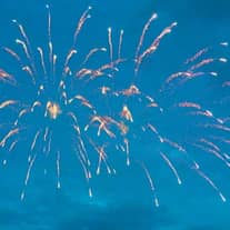 【選べる特典2】打ち上げ花火10発分プレゼント