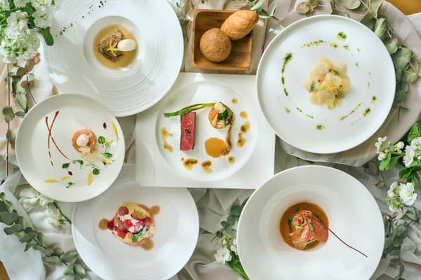 理想のガーデン結婚式を実現する!神奈川の結婚式場【AT TERRACE ninomiya 】