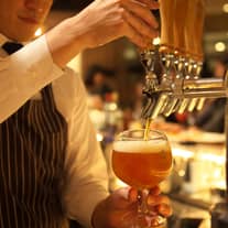 店内自家醸造のクラフトビール試飲無料券プレゼント