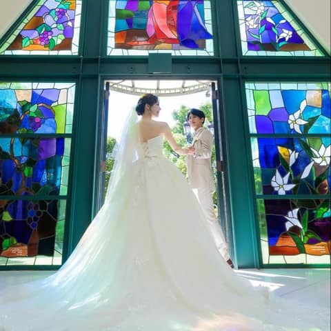 40名177万円《 2025年11月限定 》紅葉の森に囲まれる秋婚
