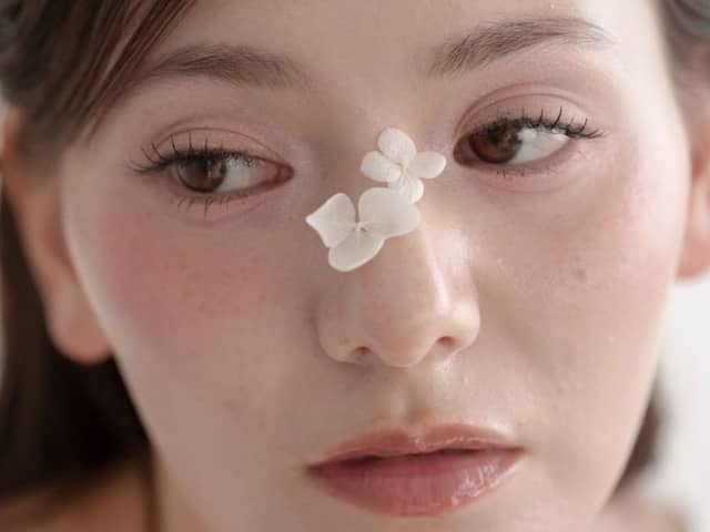 une