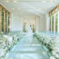 《4月中ご成約の方限定！》挙式料・会場費・衣装など豪華10大特典付き！