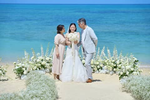 親孝行“婚”『挙式+8名パーティ』3月成約特典★挙式料最大80％OFF