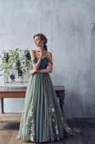 4月限定＊お色直しドレス50％OFF！！