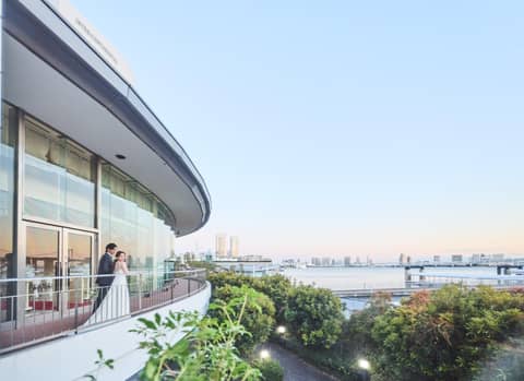 【ウェディング公式】T'SUKI sur la mer（ツキ シュール ラ メール）｜東京・竹芝